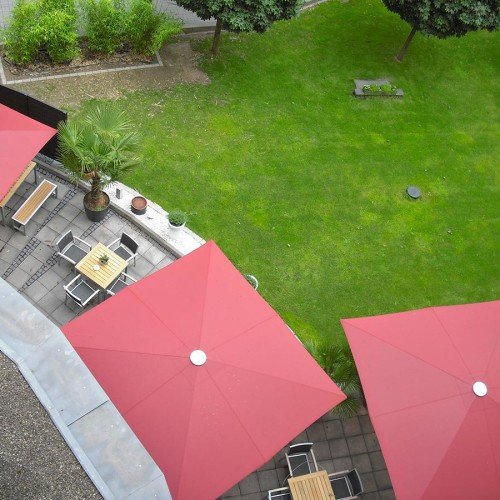 Parasol sur terrasse